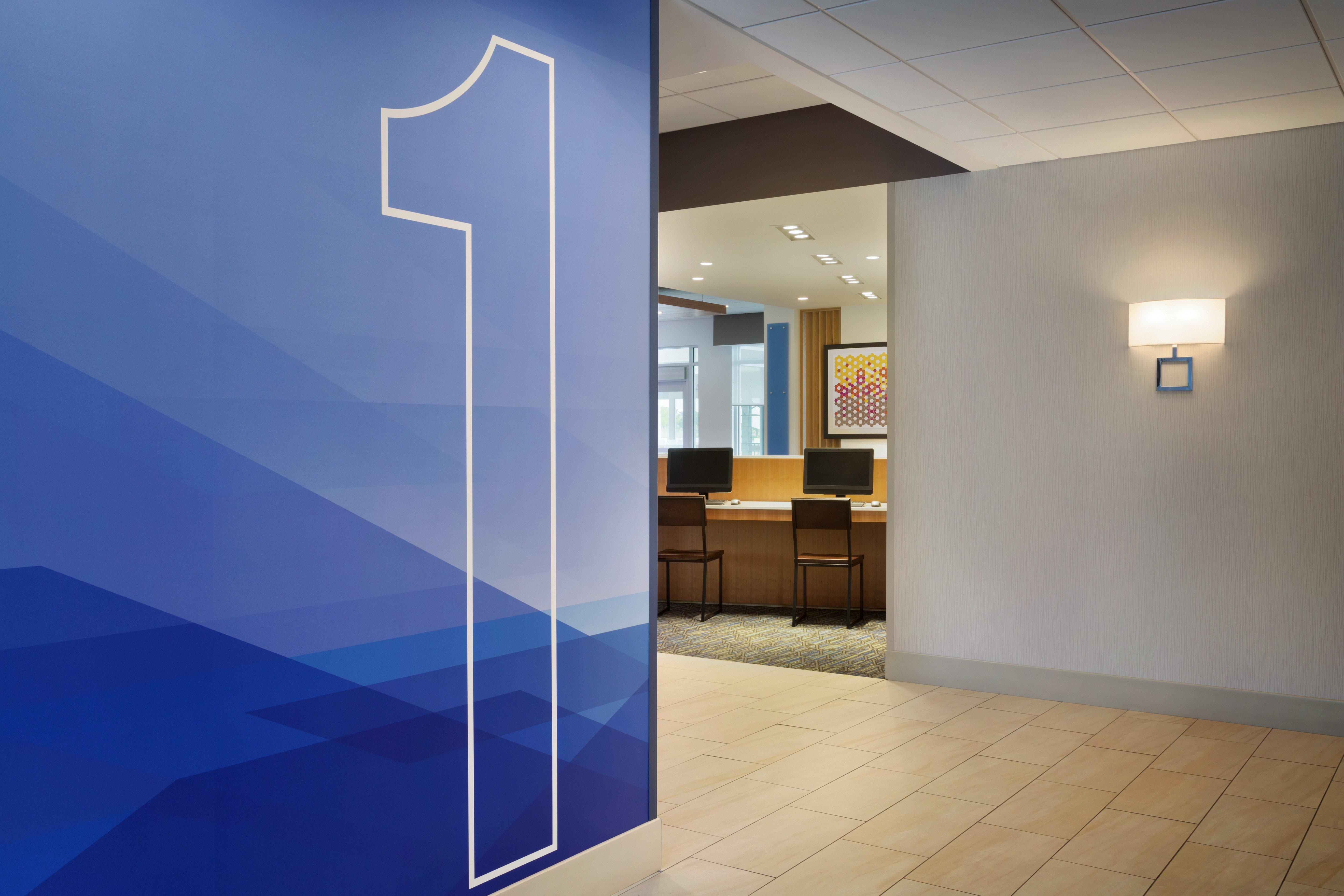 Holiday Inn Express & Suites Allen Park By Ihg Exterior foto
